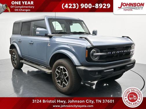 Azure Gray Metallic Tri-Coat 2024 Ford Bronco Outer Banks