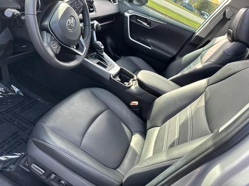 2021 Toyota RAV4 Limited