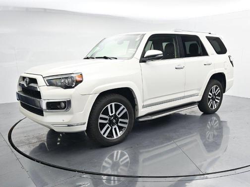 Blizzard Pearl 2017 Toyota 4Runner Limited