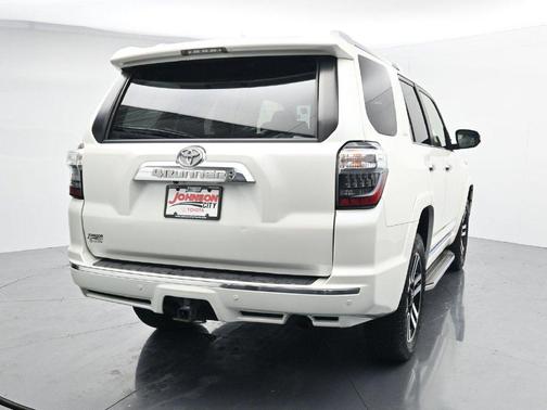 Blizzard Pearl 2017 Toyota 4Runner Limited
