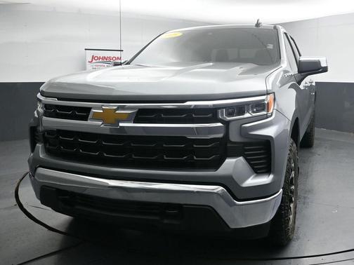 Sterling Gray Metallic 2025 Chevrolet Silverado 1500 LT