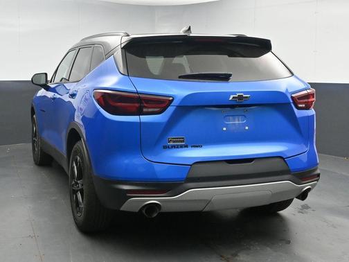 Riptide Blue Metallic 2024 Chevrolet Blazer 2LT