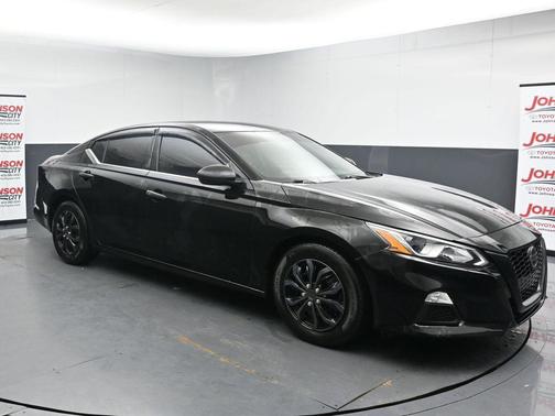 Super Black Clearcoat 2020 Nissan Altima S FWD