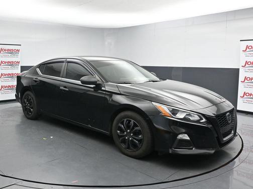 Super Black Clearcoat 2020 Nissan Altima S FWD