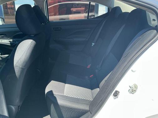 Fresh Powder 2024 Nissan Versa 1.6 S