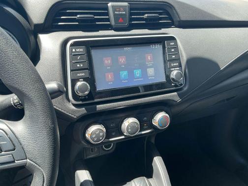 Fresh Powder 2024 Nissan Versa 1.6 S