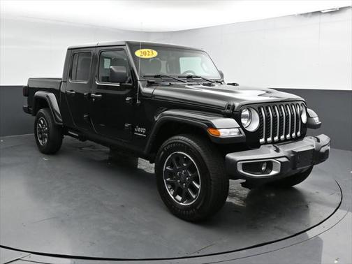 2023 Jeep Gladiator Overland