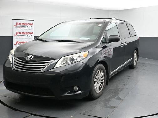 2016 Toyota Sienna XLE