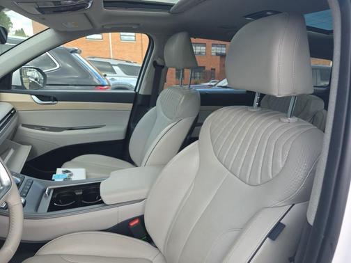 Hyper White 2023 Hyundai PALISADE Limited