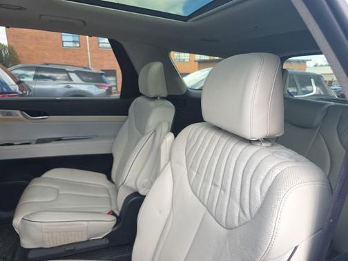 Hyper White 2023 Hyundai PALISADE Limited