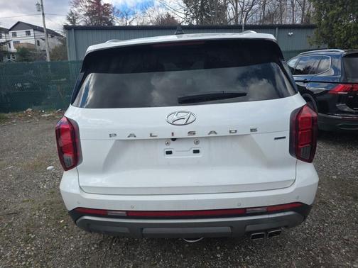 Hyper White 2023 Hyundai PALISADE Limited
