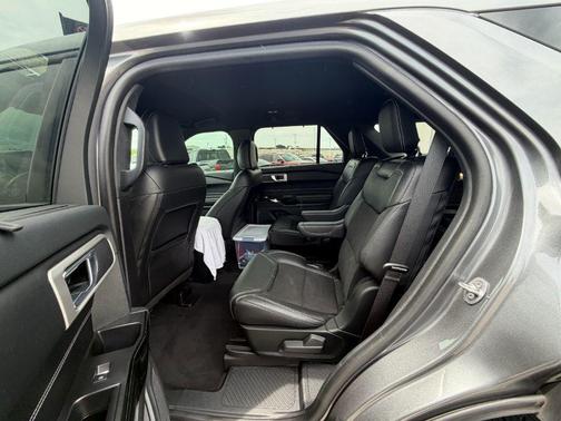 Carbonized Gray Metallic 2022 Ford Explorer ST