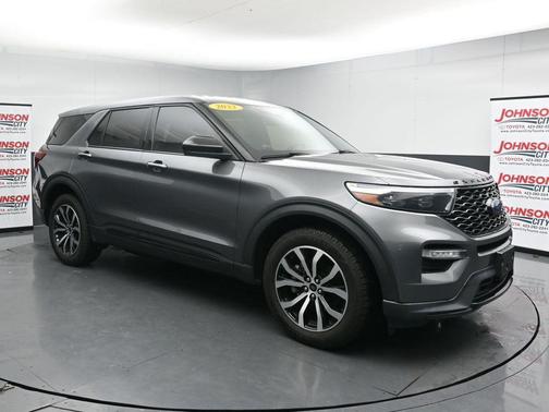 Carbonized Gray Metallic 2022 Ford Explorer ST