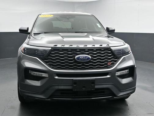 Carbonized Gray Metallic 2022 Ford Explorer ST