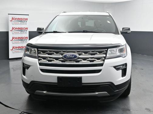 Oxford White 2018 Ford Explorer XLT
