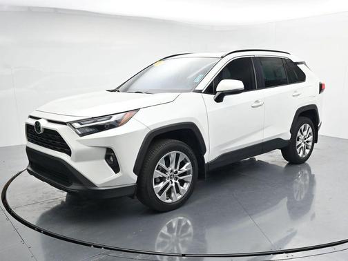 Wind Chill Pearl 2024 Toyota RAV4 XLE Premium