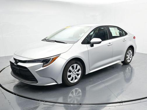 Classic Silver Metallic 2024 Toyota Corolla LE
