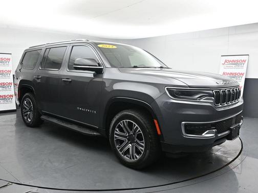 Baltic Gray Metallic Clearcoat 2024 Jeep Wagoneer Series I 4x4