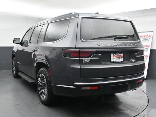 Baltic Gray Metallic Clearcoat 2024 Jeep Wagoneer Series I 4x4