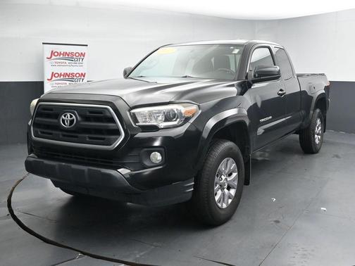 Black 2017 Toyota Tacoma SR5