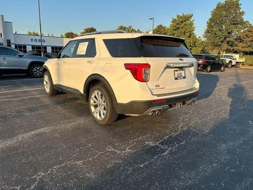 2022 Ford Explorer Platinum