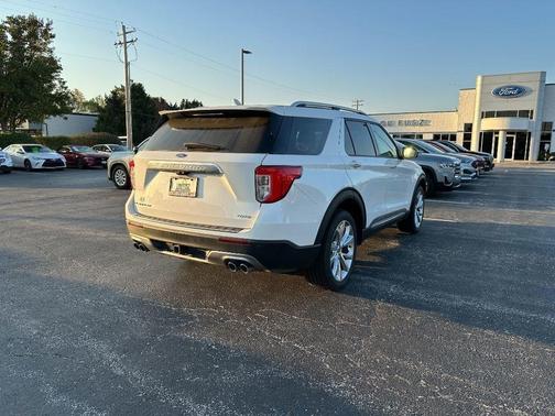 2022 Ford Explorer Platinum