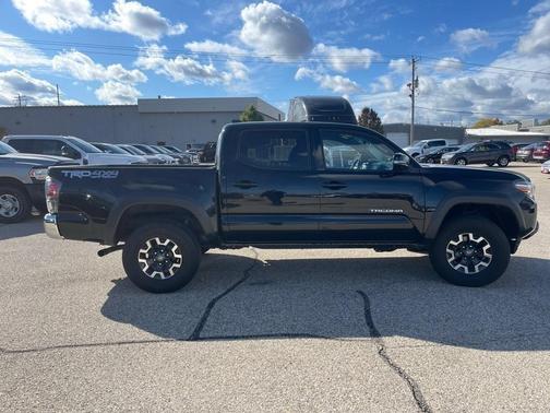 2022 Toyota Tacoma TRD Off Road