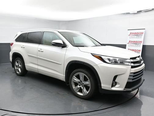 2017 Toyota Highlander Limited