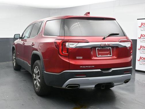 Cayenne Red Tintcoat 2022 GMC Acadia FWD SLE