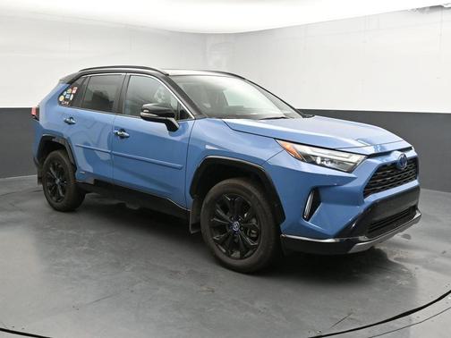 2024 Toyota RAV4 Hybrid SE