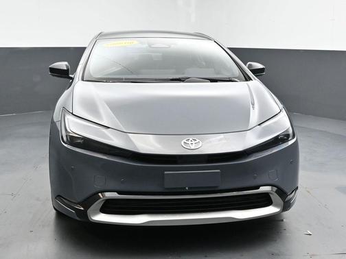 2025 Toyota Prius Plug-In Hybrid XSE Premium