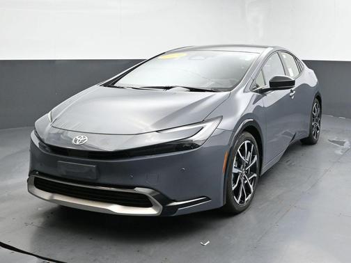 2025 Toyota Prius Plug-In Hybrid XSE Premium