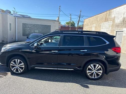2022 Subaru Ascent Touring 7-Passenger