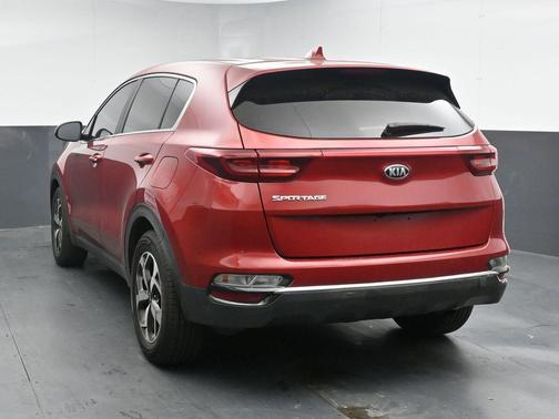 Hyper Red 2021 Kia Sportage LX