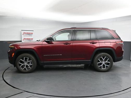 Velvet Red Pearlcoat 2023 Jeep Grand Cherokee Limited