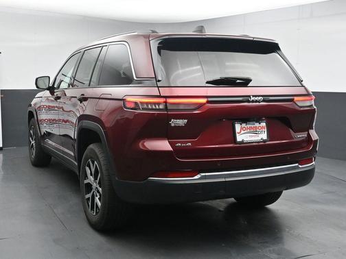 Velvet Red Pearlcoat 2023 Jeep Grand Cherokee Limited
