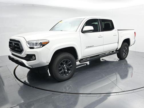 Ice Cap 2023 Toyota Tacoma SR5