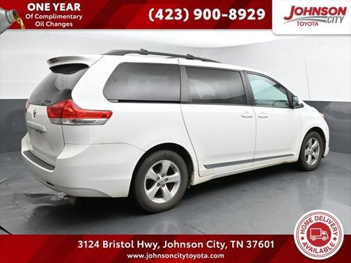 2011 Toyota Sienna LE