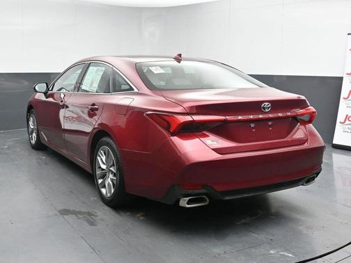 2021 Toyota Avalon XLE