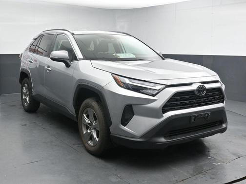 Silver Sky Metallic 2024 Toyota RAV4 XLE