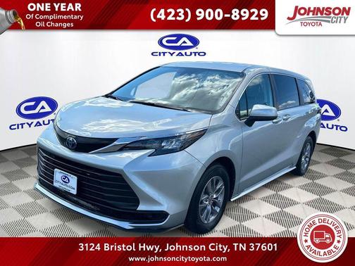 Celestial Silver Metallic 2024 Toyota Sienna LE