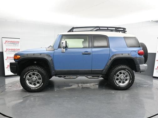 2013 Toyota FJ Cruiser Base