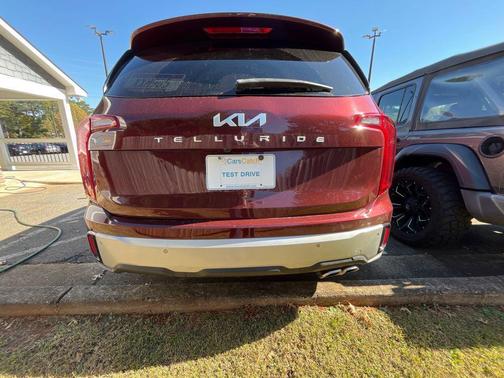 2023 Kia Telluride S