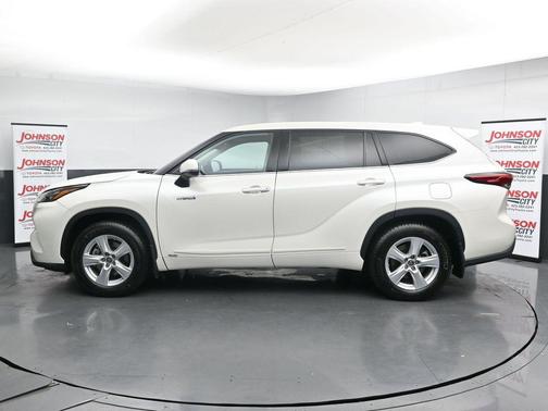 Blizzard Pearl 2020 Toyota Highlander Hybrid LE