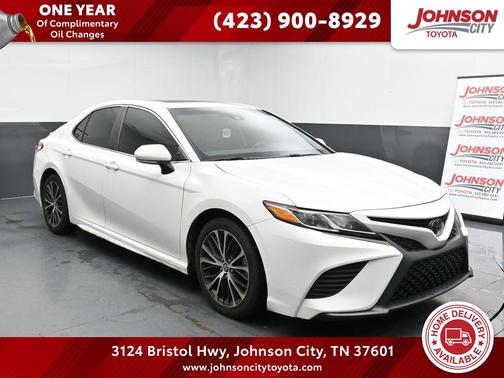 2020 Toyota Camry SE