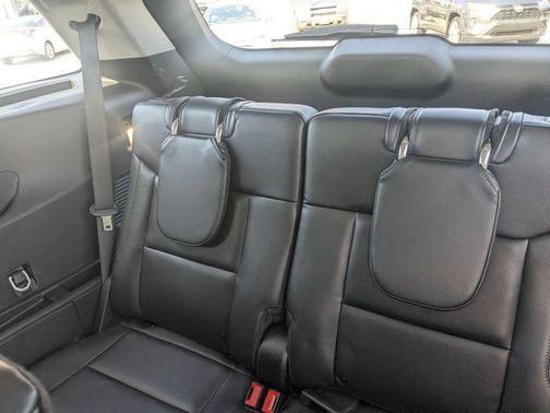 Oxford White 2023 Ford Explorer Limited