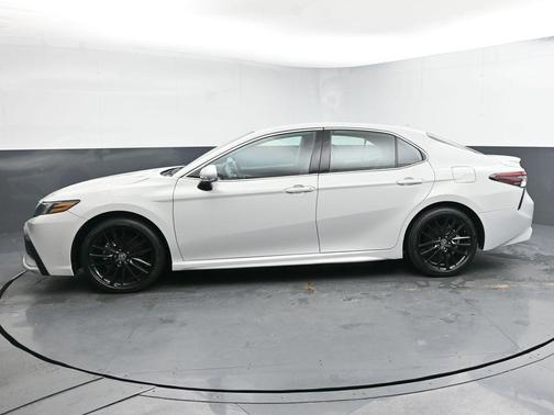 Ice Edge 2023 Toyota Camry XSE