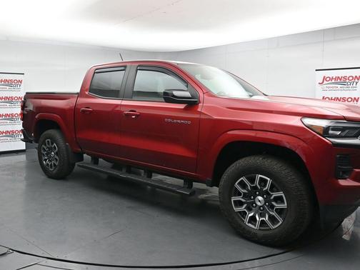 Radiant Red Tintcoat 2023 Chevrolet Colorado Z71