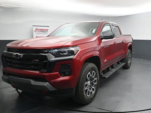 Radiant Red Tintcoat 2023 Chevrolet Colorado Z71
