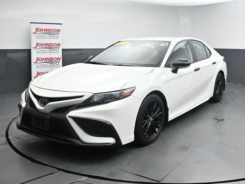 White 2022 Toyota Camry Nightshade Edition Hybrid